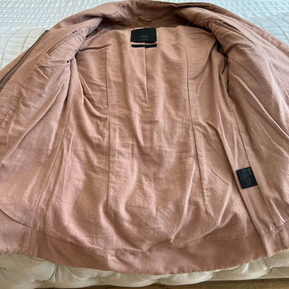 Veda - Camel Color Blazer - Picture 5 of 11